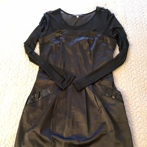 Cocktail / night out little black dress